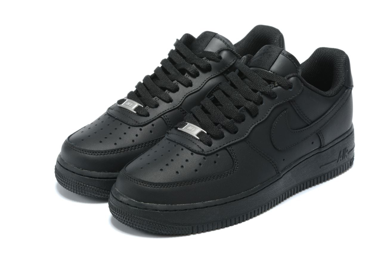 NIKE AIR FORCE ONE